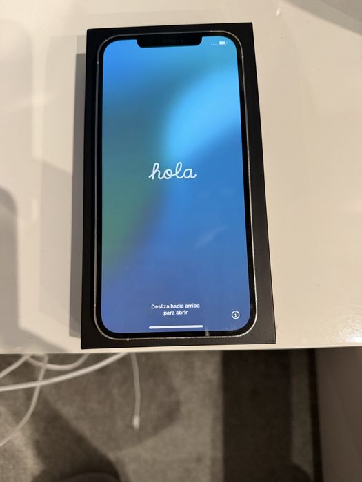 iPhone 12 pro max Silver + słuchawki airpods PRO