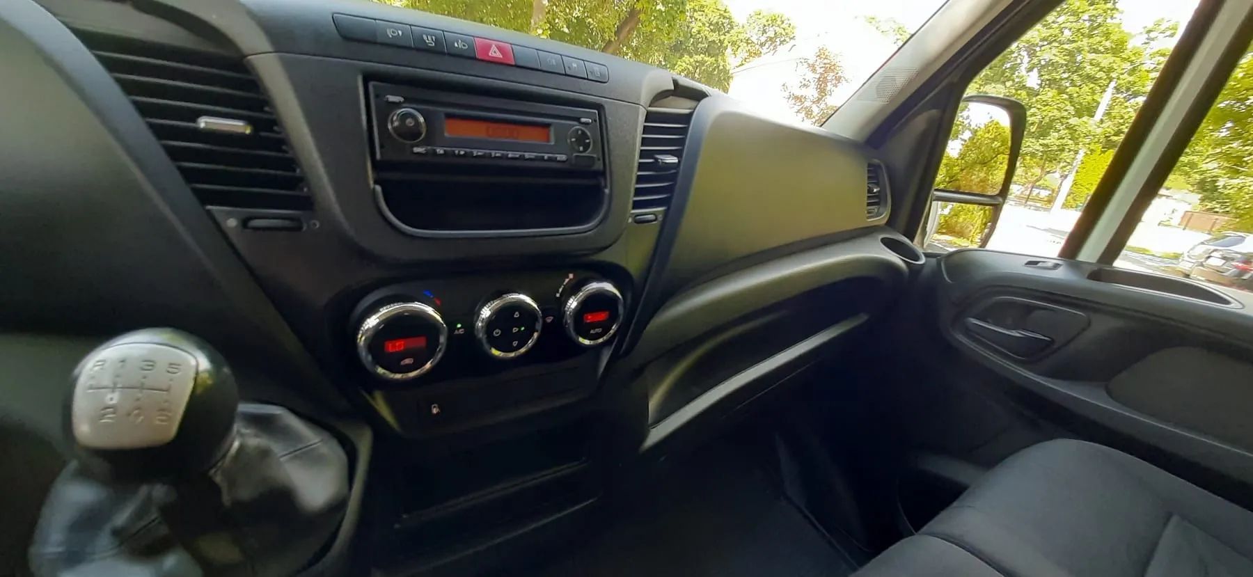 Iveco Daily  2300 cm3 - 150KM - I właściciel - Salon Polska - Bezwypadkowy
