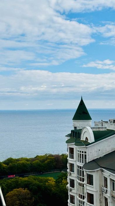 Квартира в элитном комплексе с видом на море