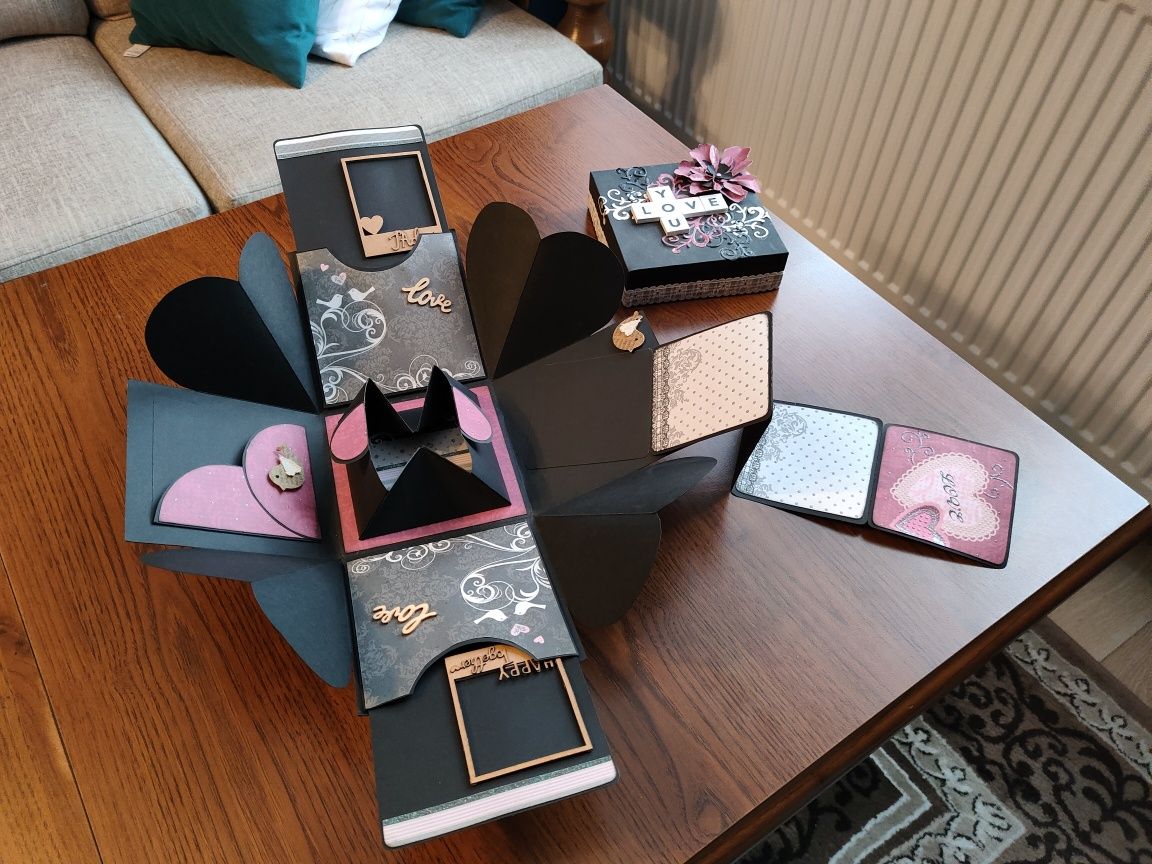 Exploding box Love you album