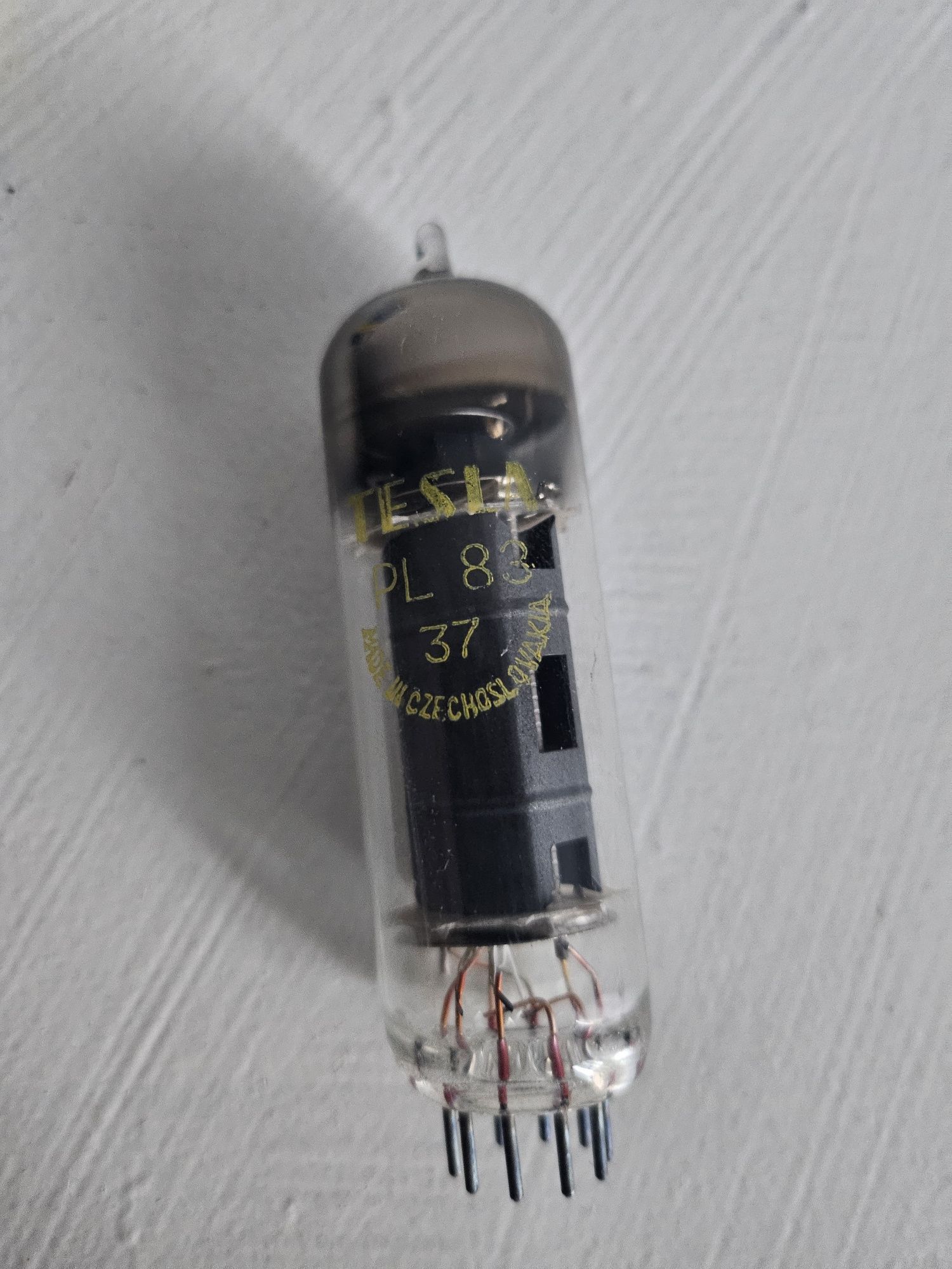 Lampa elektronowa tesla PL83