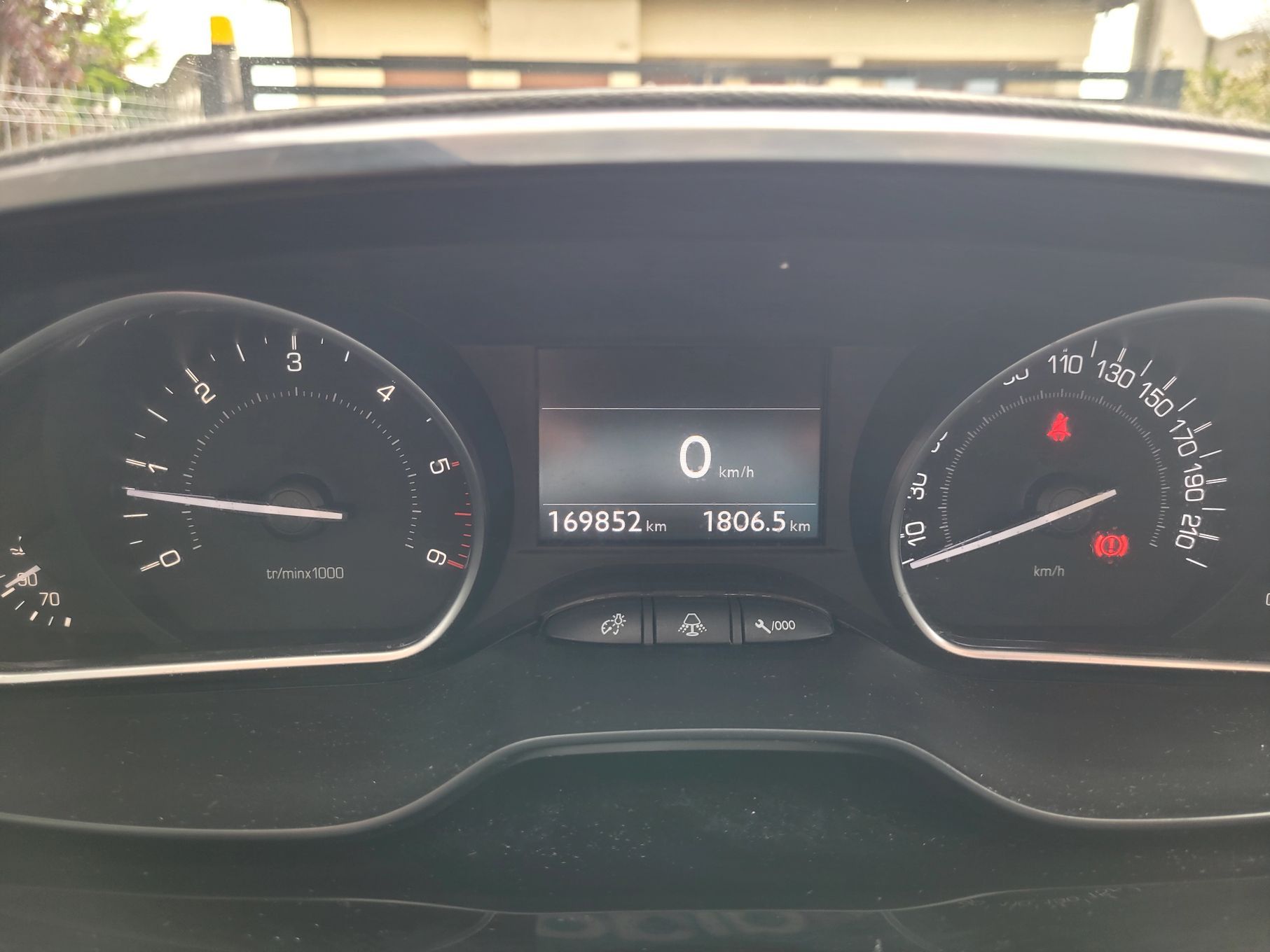 Peugeot 208 Peugeot 208 ALLURE 1.6 eHDI 92ps Tempomat LED Czujniki Faktura VAT 23%