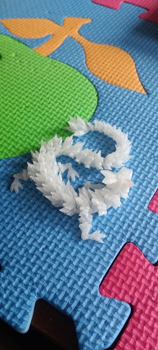 Продаю дракона 3D іграшка.