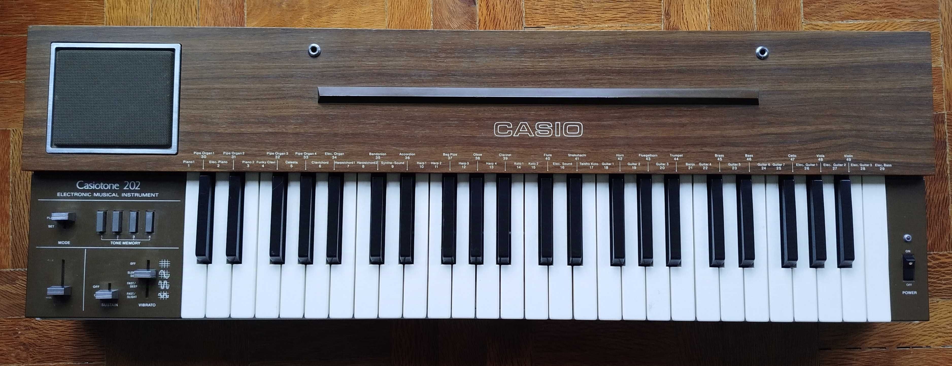 Teclado/Sintetizador Casio CT-202 (80's)