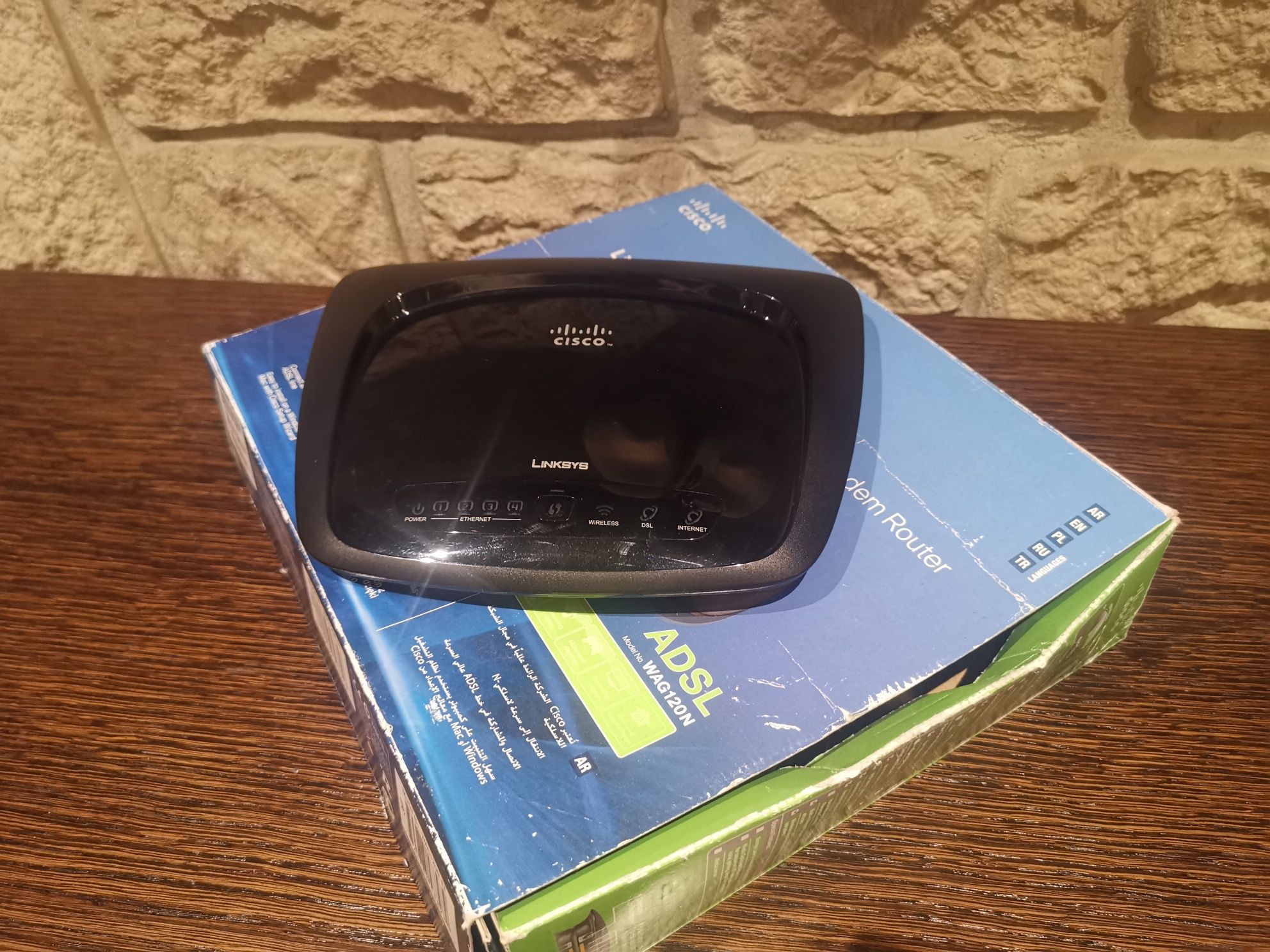 Router Cisco ADSL WAG120N