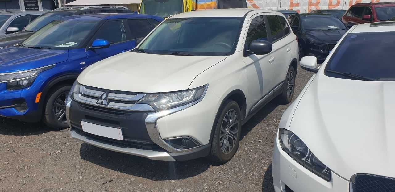 Mitsubishi Outlander 2018