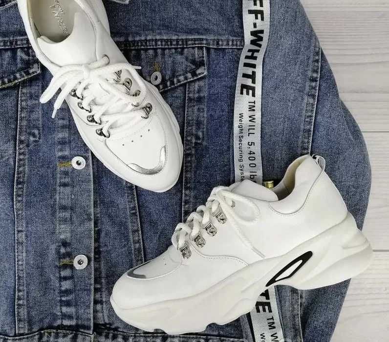 Кроссовки,сникерсы белые  нa высoкой подошве 41-42р. кожa Cenicenio