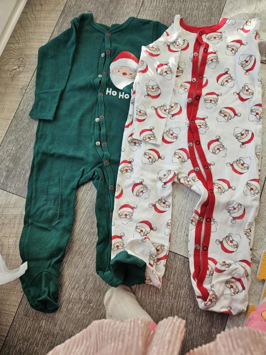 Ubrania świąteczne dla dziewczynki 86/92, 9szt.