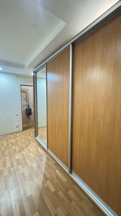 Здається квартира біля Дендропарку