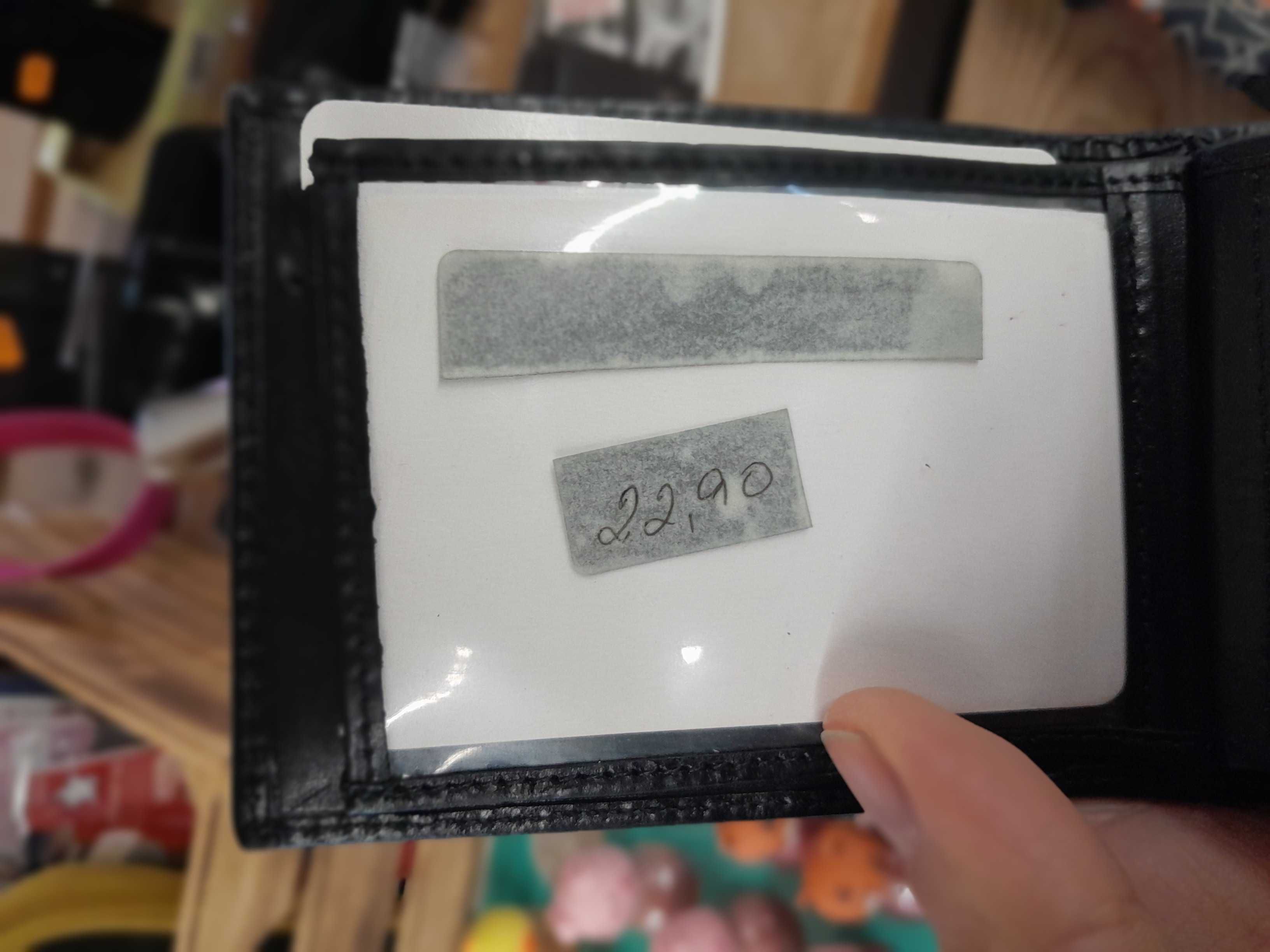 Carteira porta moedas e cartões de pele Rubre