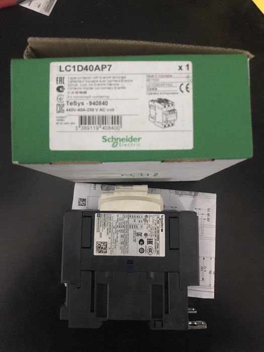 Contactor Schneider LC1D40AP7