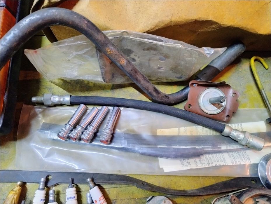 Запчастини ВАЗ моделі різні