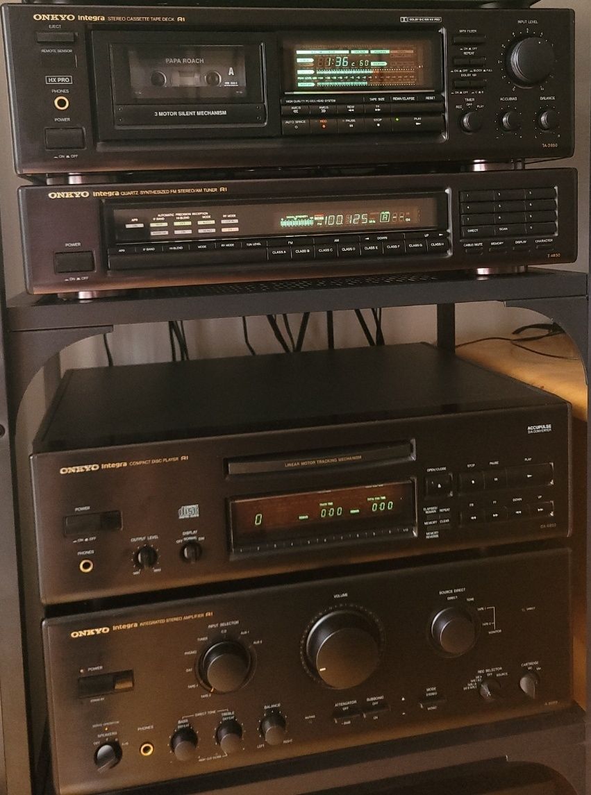 Wzmacniacz Onkyo Integra 8850 + pilot
