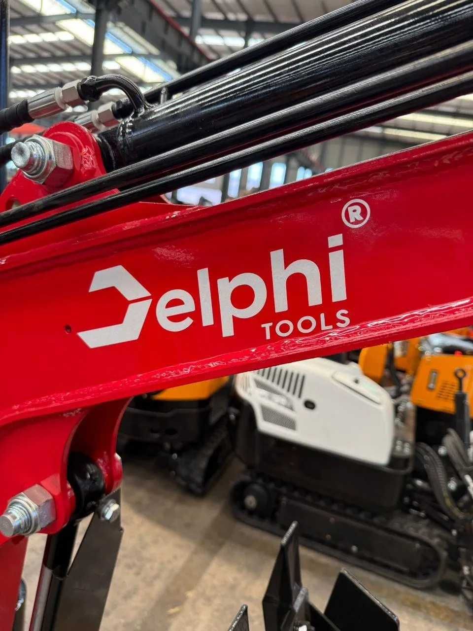 Minikoparka gąsienicowa Delphi HT15 PRO bez kabiny – 1500 kg – Nowa