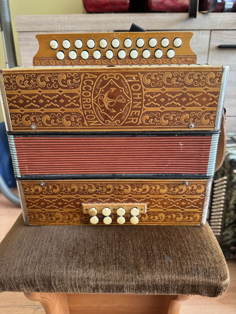 Heligonka Hohner C/F