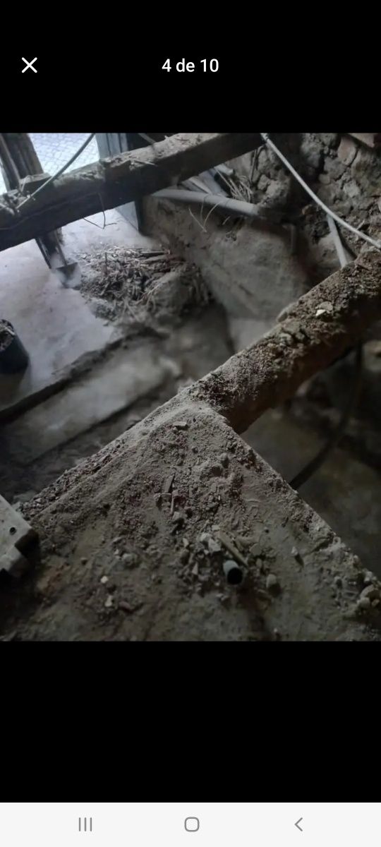 Vendo casa para reconstruir Celorico de da beira zona istorica