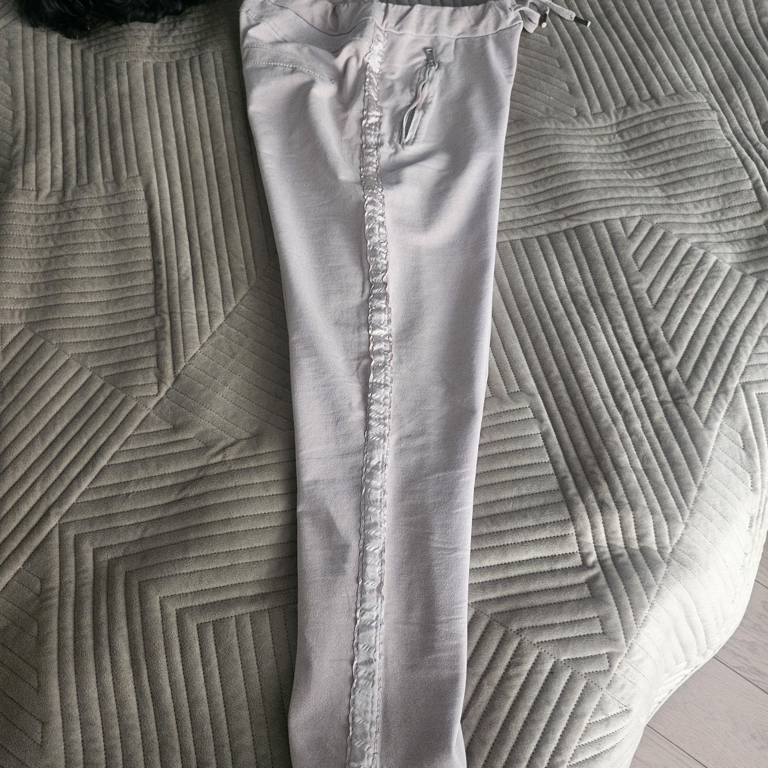 Spodnie bawełniane Vanilla L