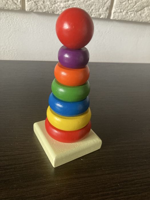 Іграшка деревʼяна, пірамідка, пазли