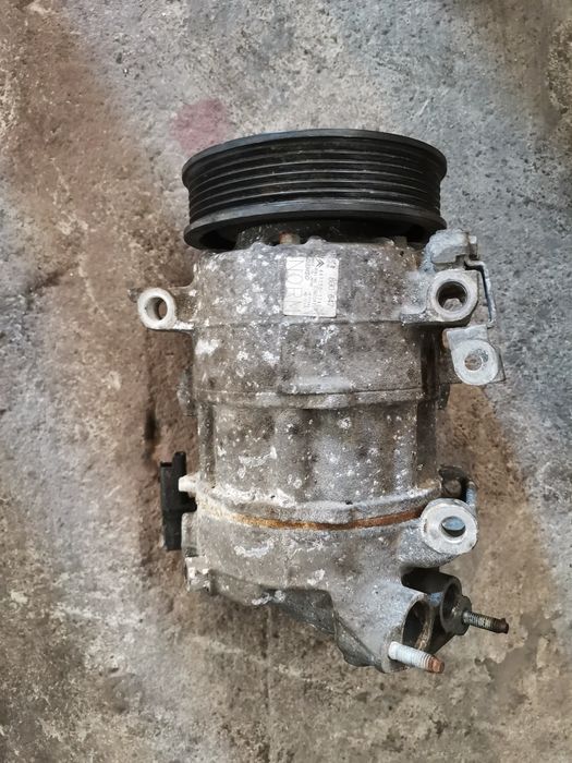 Sprężarka klimatyzacji Peugeot 5008/3008 1.6 THP