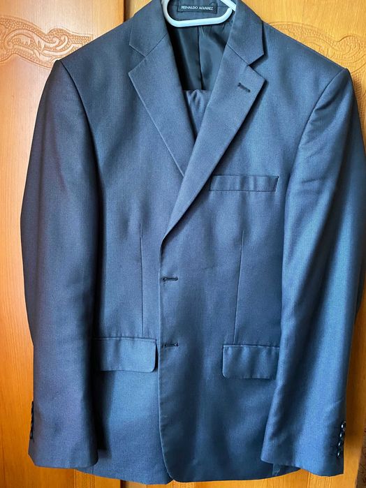Мужской деловой костюм Reinaldo Alvarez