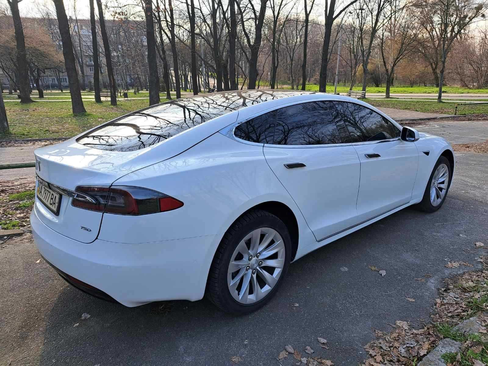 Tesla Model S75D  2019 DM 4x4