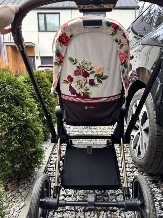 Cybex Priam 2.0 Spring Blossom Light Spacerowy
