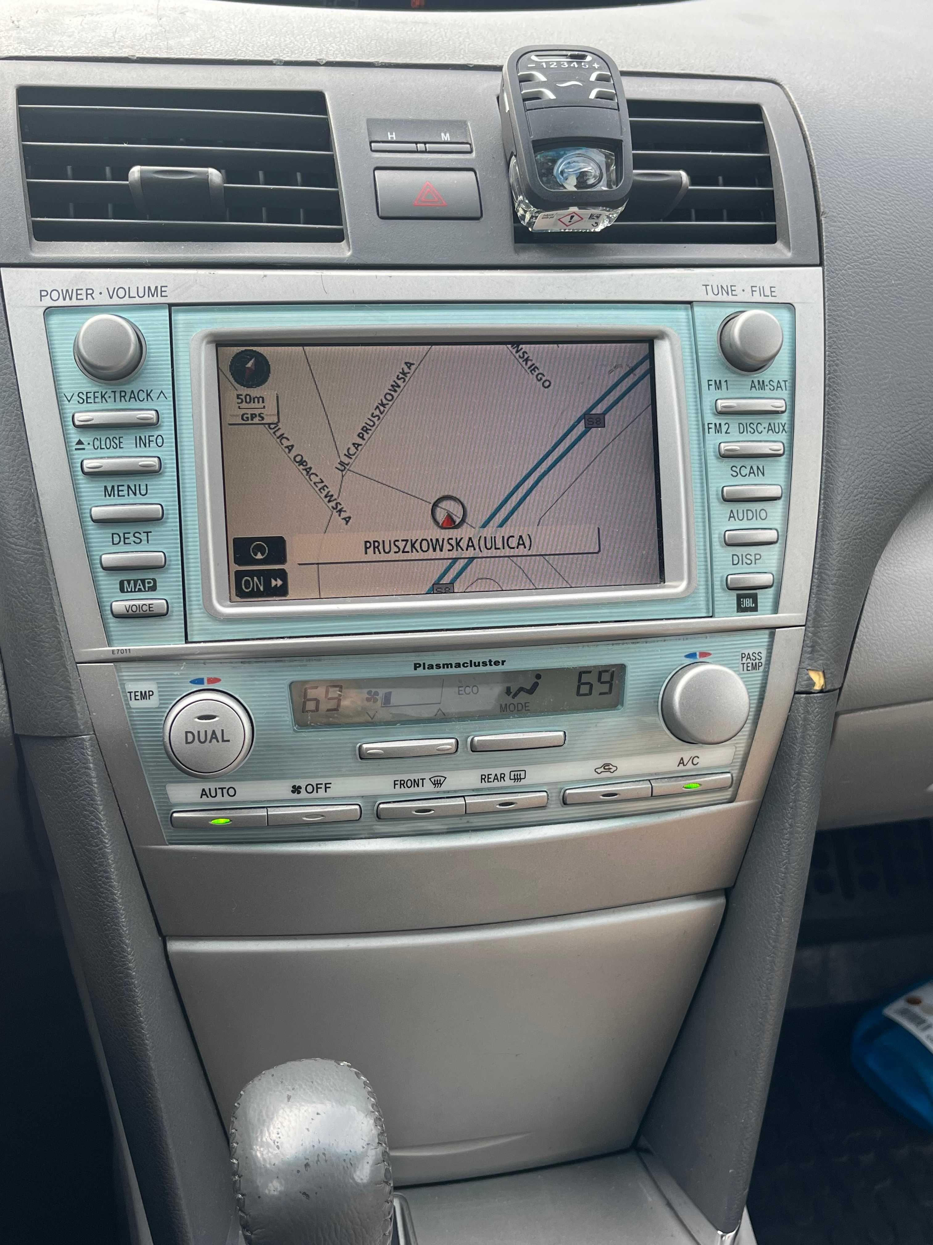 Toyota Camry 2,4 Hybrid 2008r. navigacja JBL