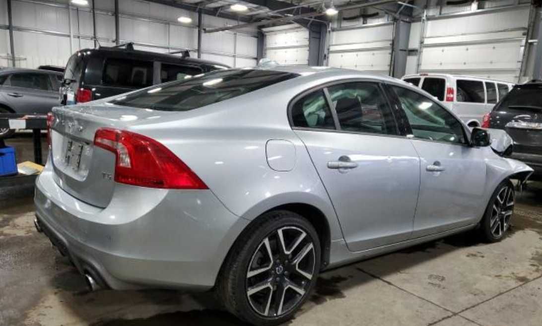 Фара задня ліва/права - чверть Volvo S60  2018-2022рр