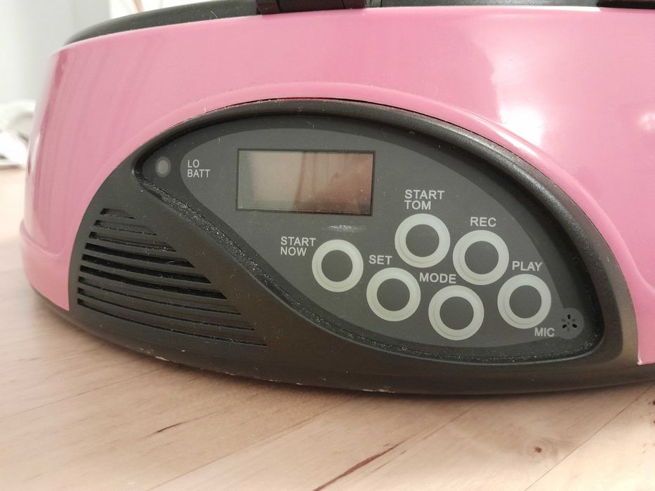 Alimentador automático Andrew James para 6 dias com gravador de voz