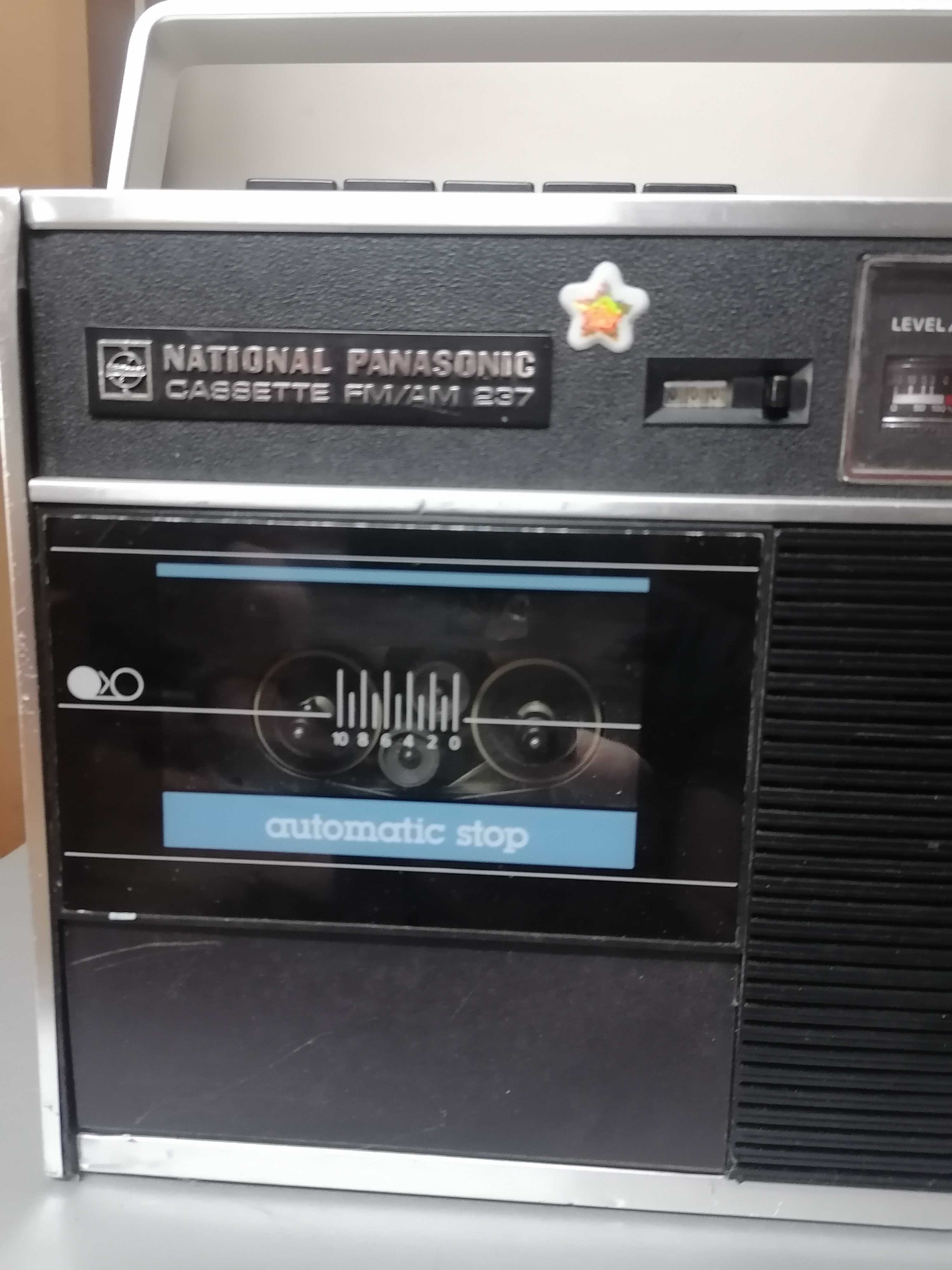 Radiomagnetofon National Panasonic RQ-237S