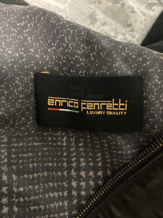 Продам осінню шкіряну куртку, Італія