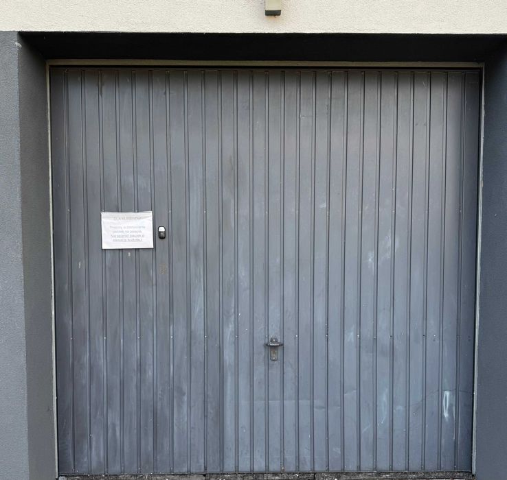 BRAMA UCHYLNA do otwotu o wym. 257szer x 253 wys