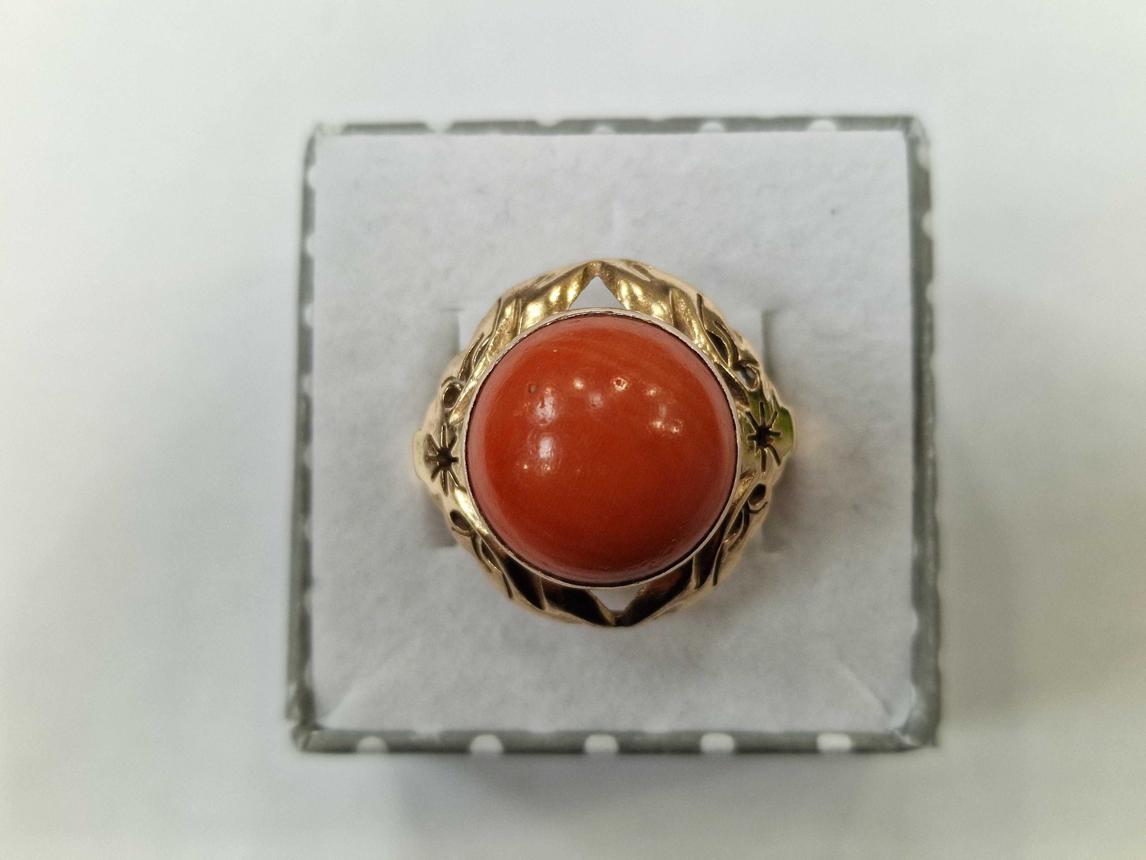 Złoty pierścionek damski/ 585/ 8.06 gram/ R21/ Koral/ praca ręczna