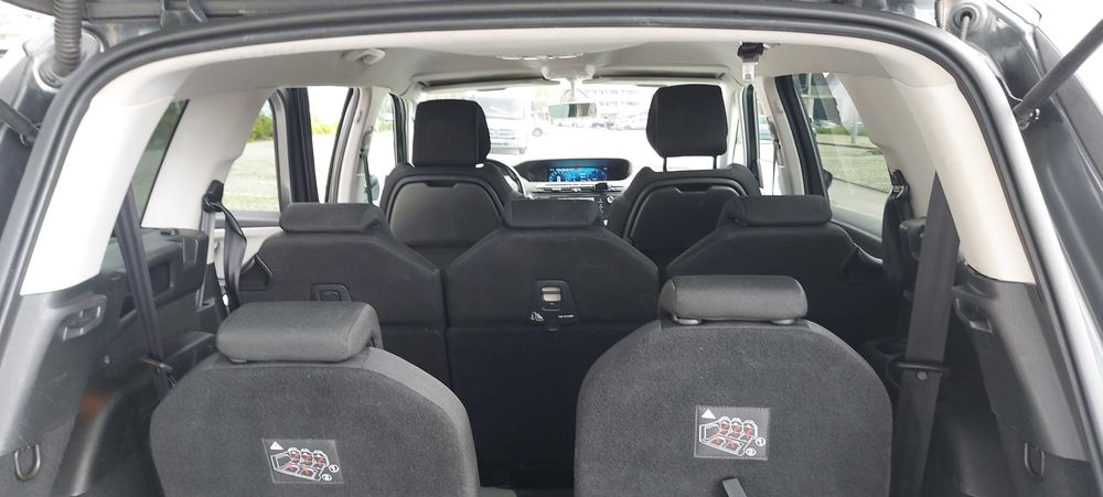 Gran Picasso 2015. Carro de família, super conservado e econômico.