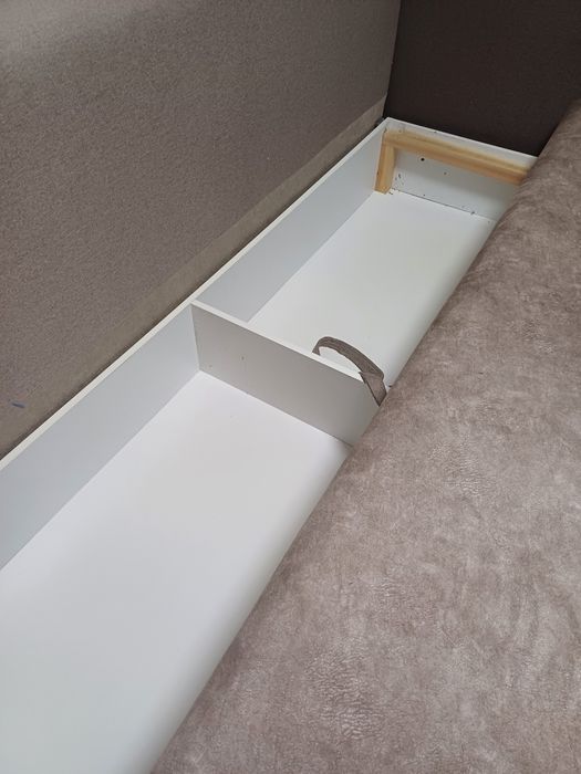 Продам диван еврокнижку.