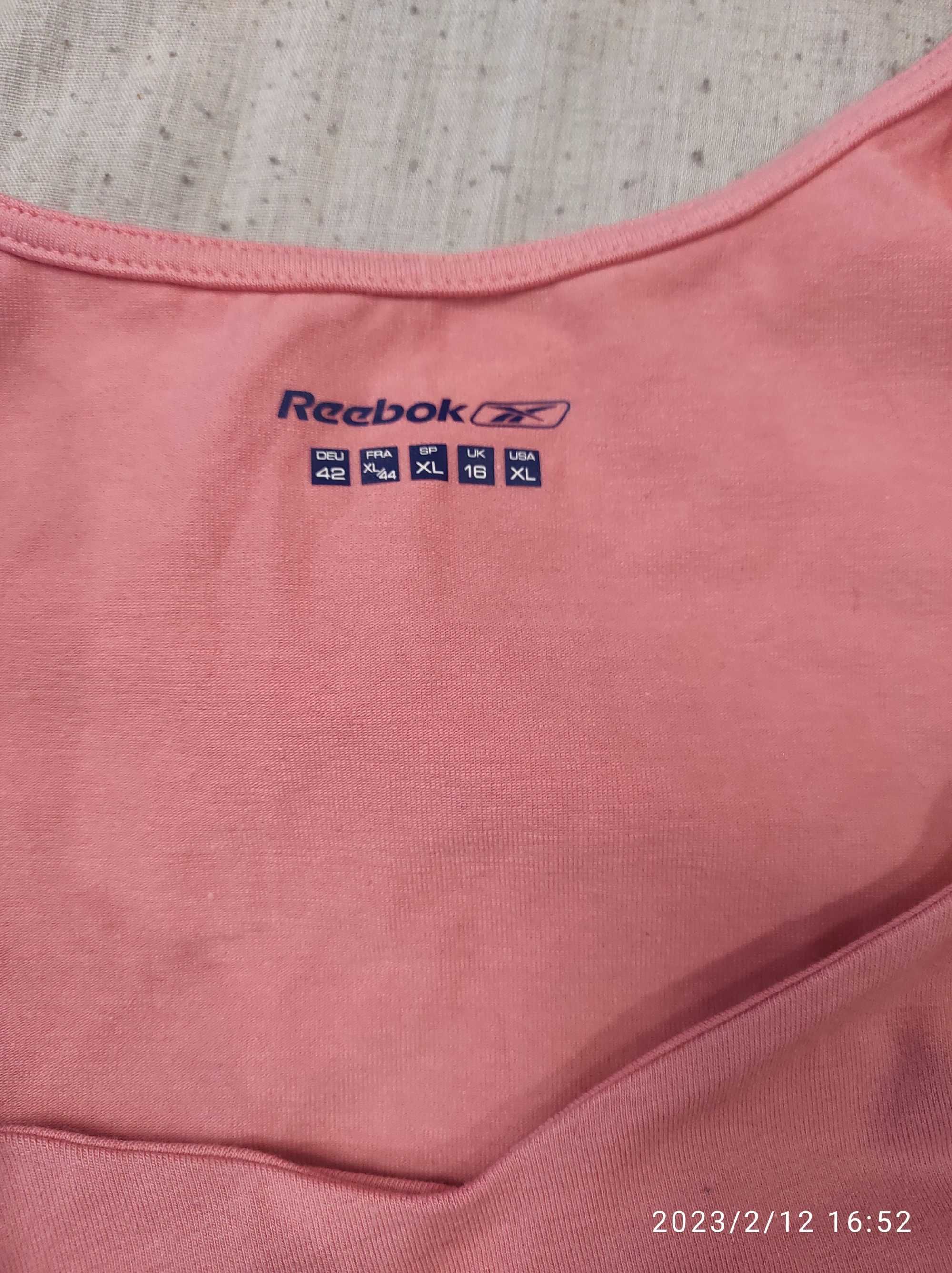 Nowy różowy top Reebok