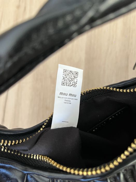 Mala primeira linha Miu Miu