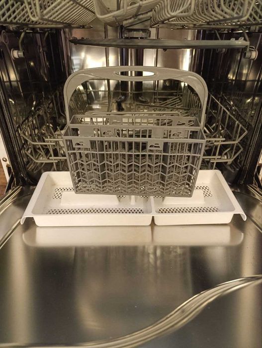 Продаю Посудомийка б/у