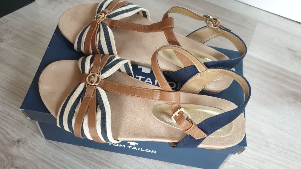 Buty sandały damskie skórzane oryginalne Tom Tailor roz 39 beż granat