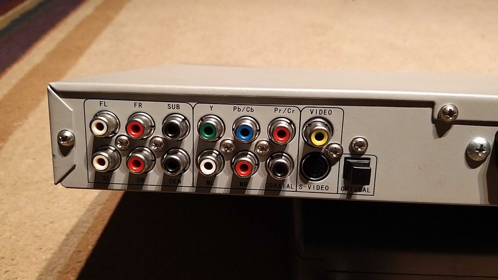 Leitor denver DVD - 706 K