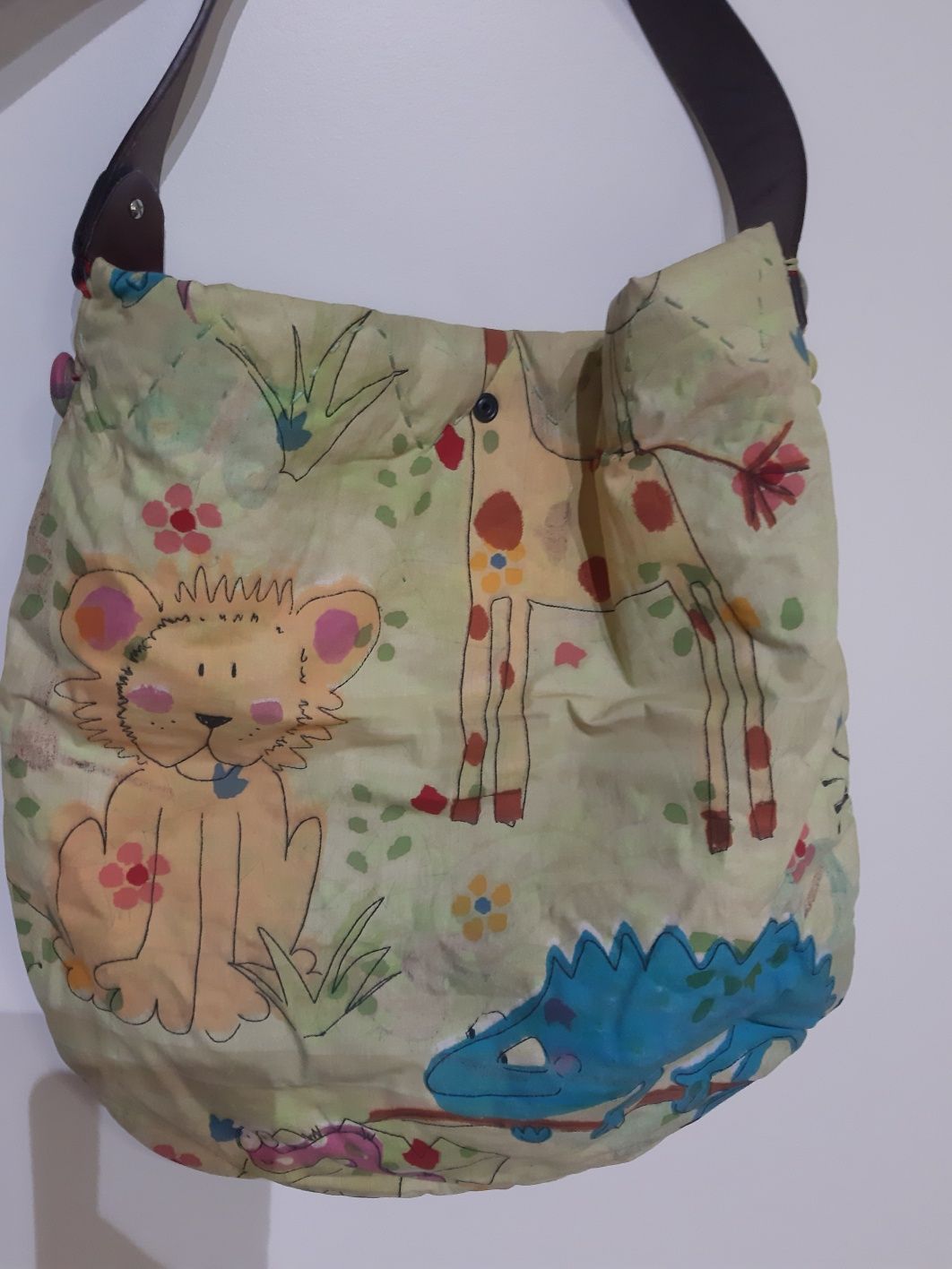 Bolsa com estampado animal