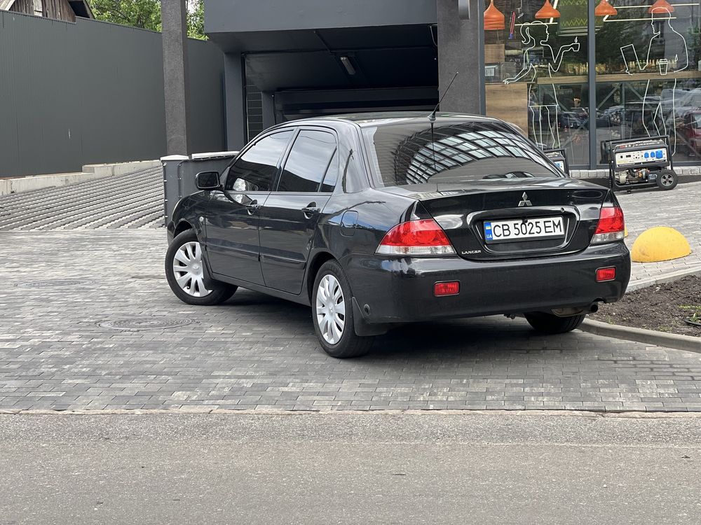 Продам авто лансер 9