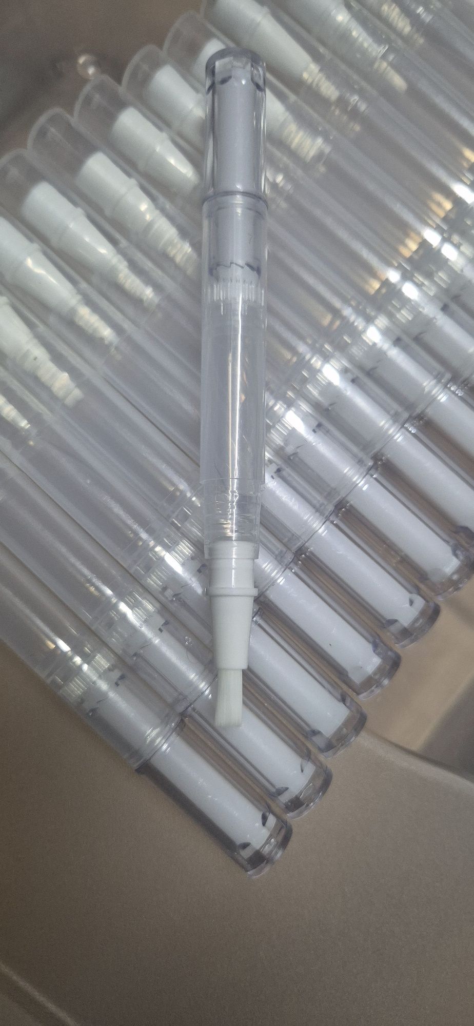 18x Twist Pen z pędzelkiem Pojemnik na kosmetyki Lakier do paznokci