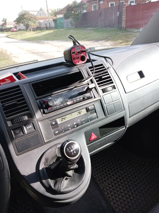 Volkswagen Multivan на бойовому ходу