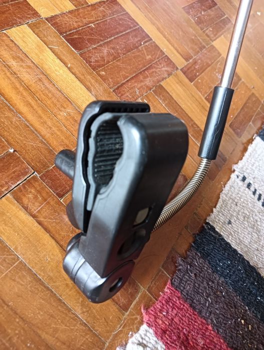 Guarda Chuva / Guarda sol para carrinho de bebé  COMO NOVO!