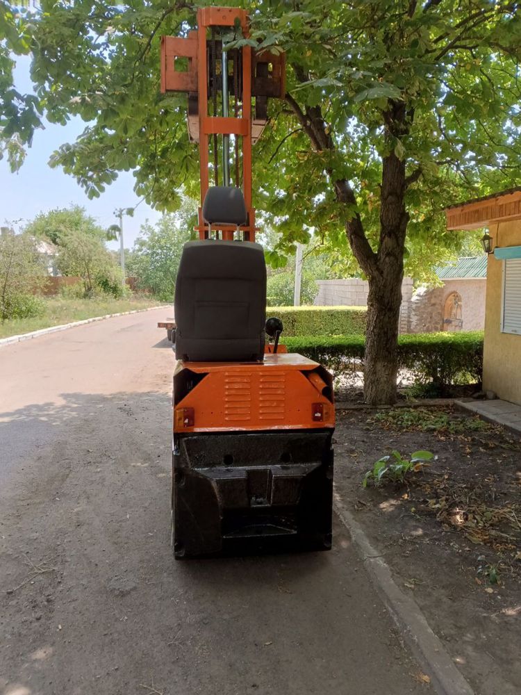 Продам форкліфт в гарному стані