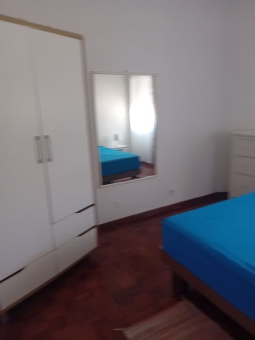 Quarto  arrendar são JoaoEsoril  para estudantes ou trabalhadores