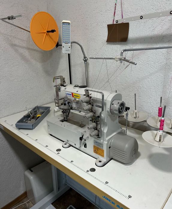 Jack JK-8569ADI-356/364 распошив коверлок машина швейна