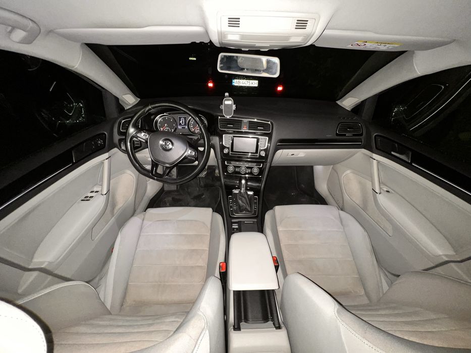 Volkswagen Golf VII 2014