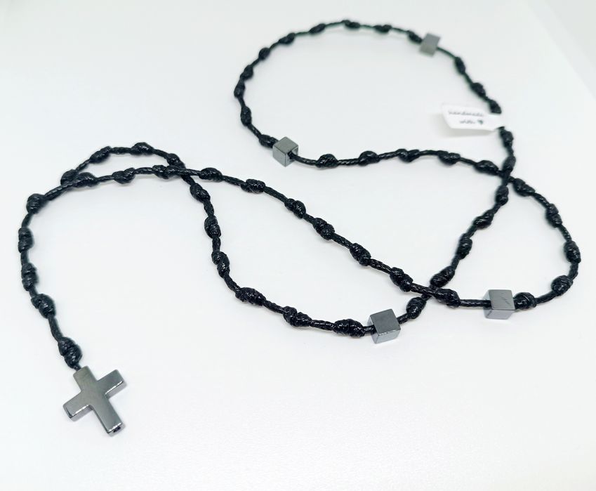 Różaniec sznurkowy na szyję hematyt beczułki